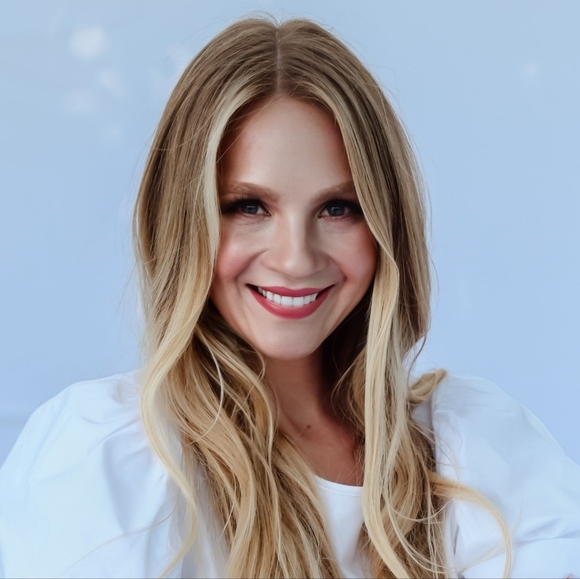 Meet your Posher, Miranda - Picture 1 of 1